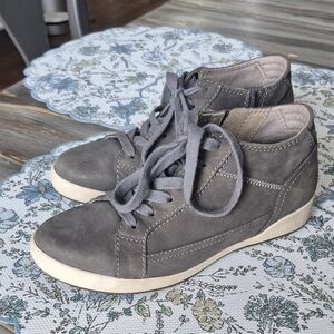 Gray Women's Casual Sneakers